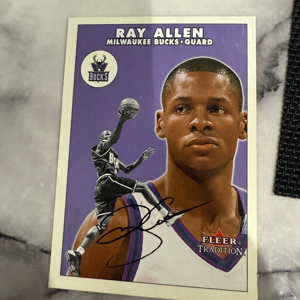 Assorted Sports Trading Cards Collection - Picture 8 of 13